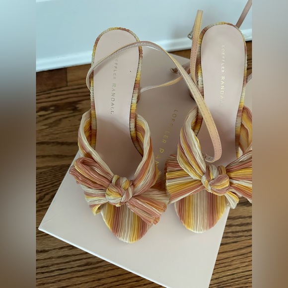 Loeffler Randall Camellia Pleated Knot Sunset Sandals size 8 - Picture 2 of 5